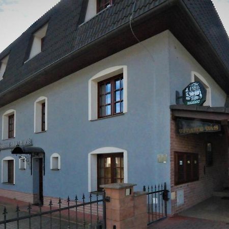 Restauracia Penzion Na Mlyne Stará Turá 외부 사진