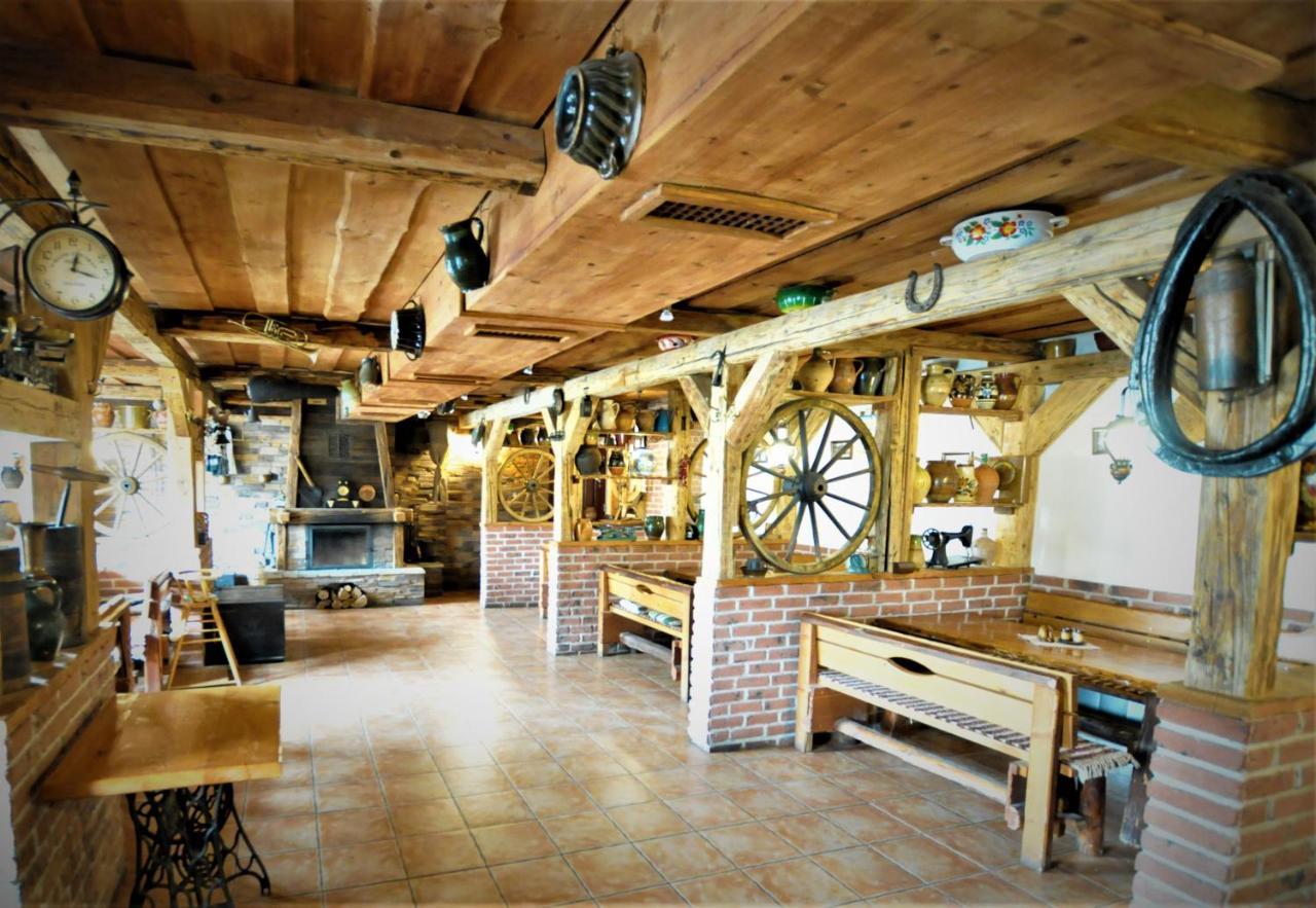 Restauracia Penzion Na Mlyne Stará Turá 외부 사진